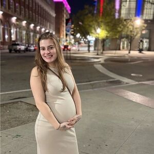 Meet your Posher, Olivia